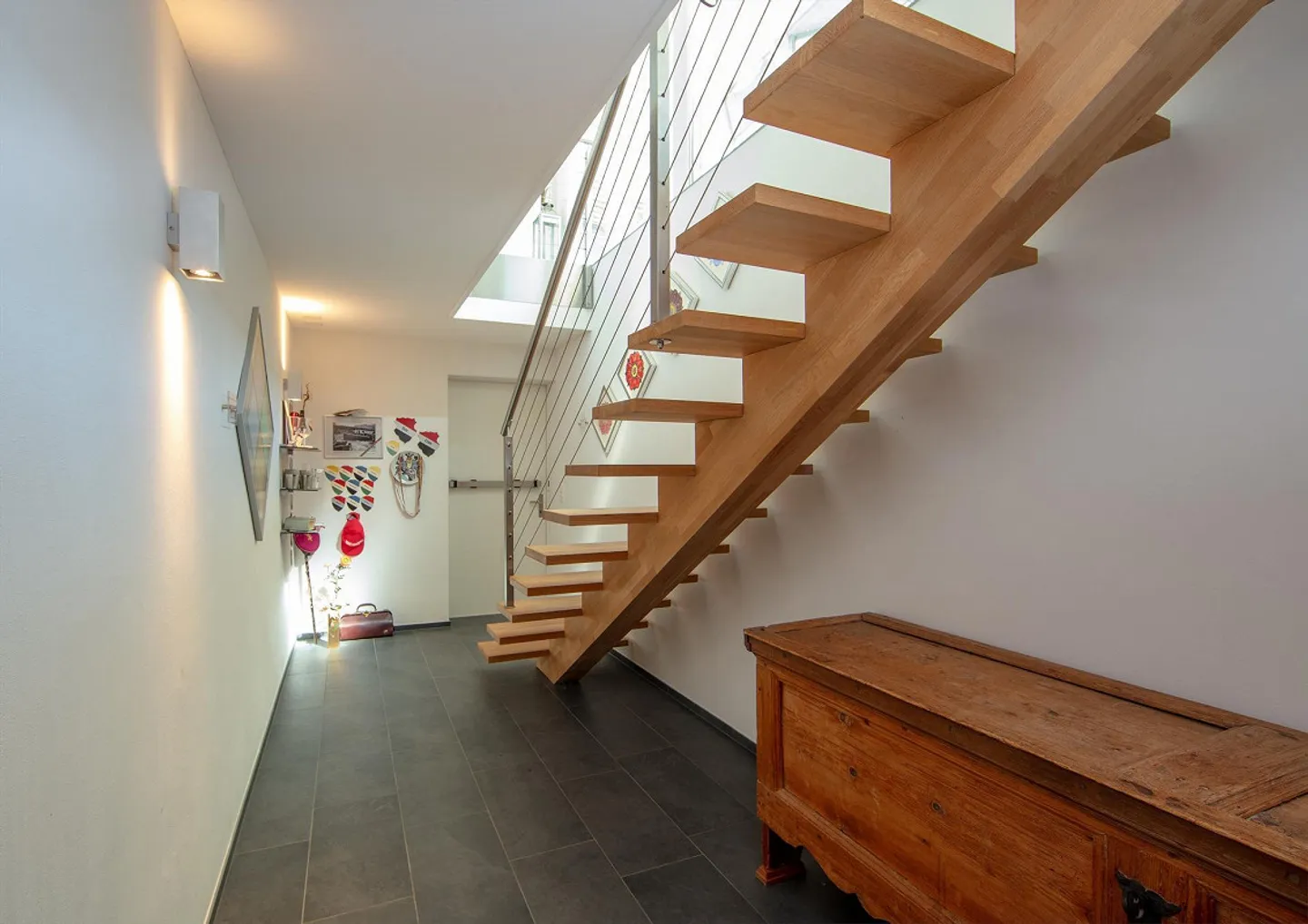 Casa atrio con piscina e grande impianto fotovoltaico - Foto 13 di 23