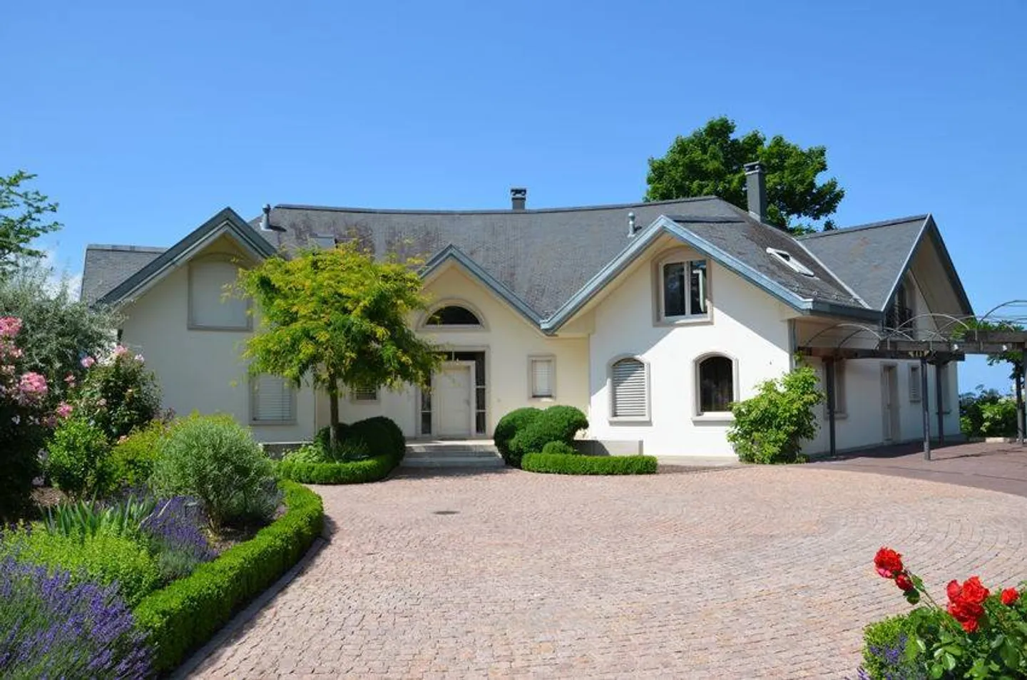 Proprietà lussuosa con vista panoramica - Foto 6 di 11