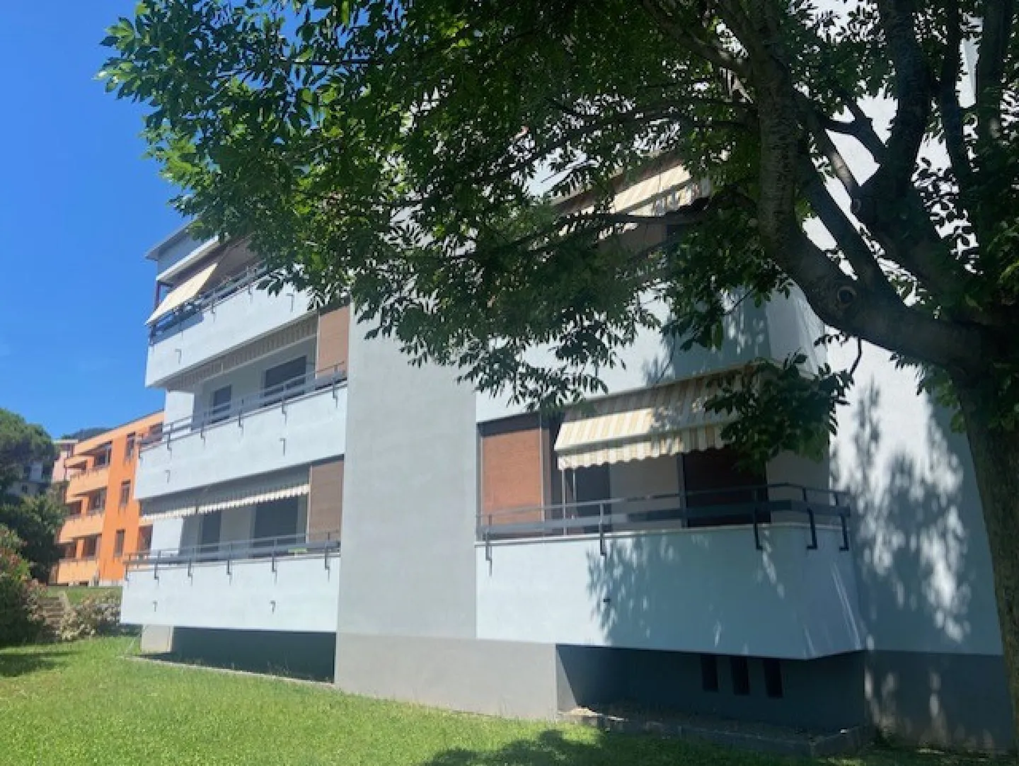 Appartement à vendre - Photo 3 sur 8