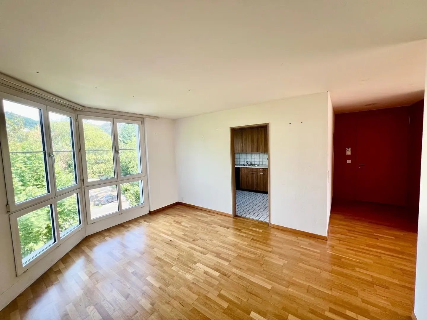 Spacious living on 110 m² with balcony - Photo 4 of 15