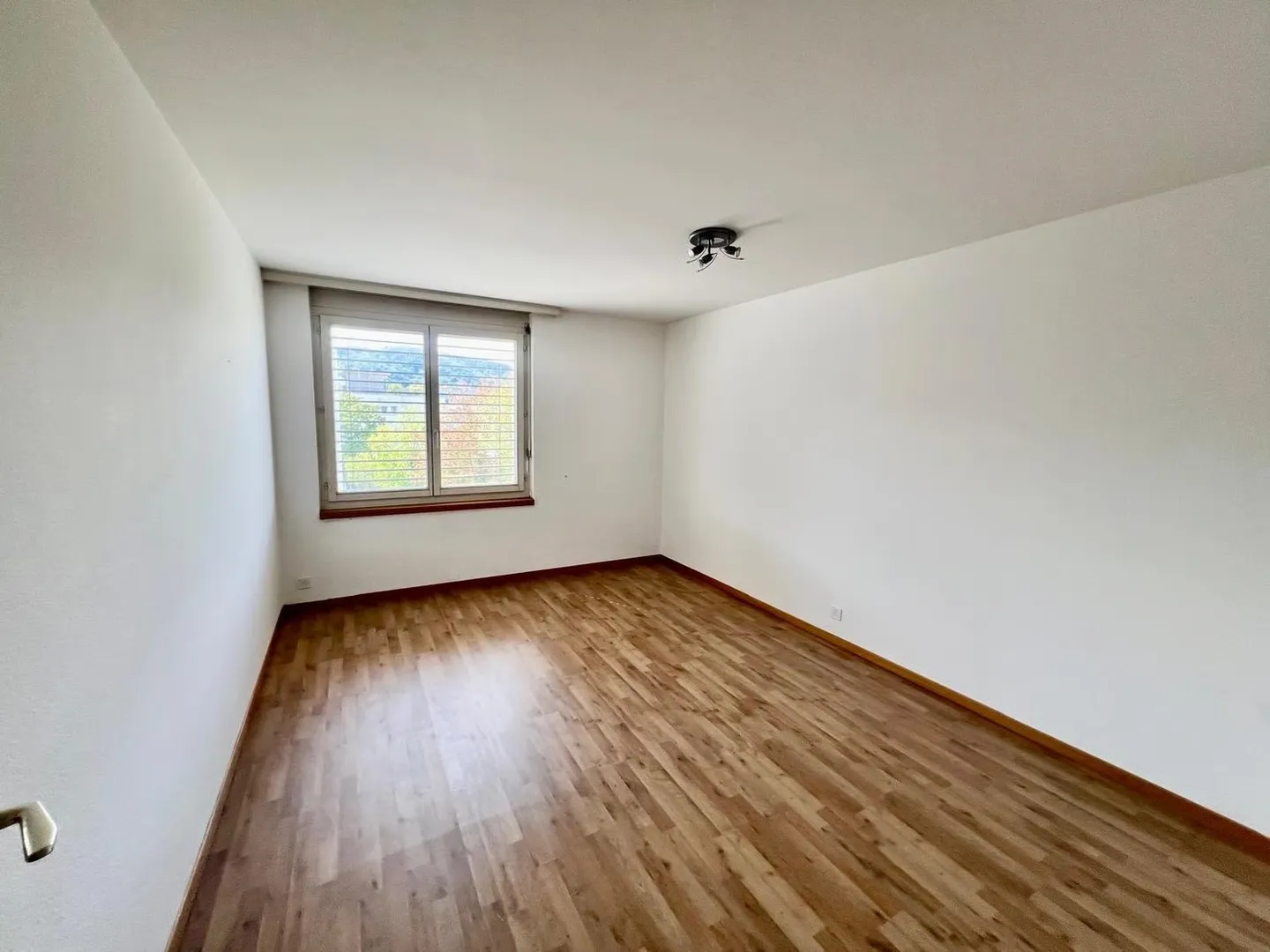 Spacious living on 110 m² with balcony - Photo 8 of 15