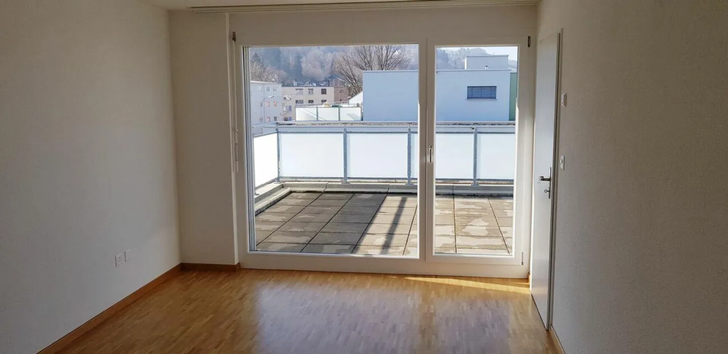 Welcome Home! - Huge Terrace, Open Kitchen, Private Laundry... - Photo 7 of 9