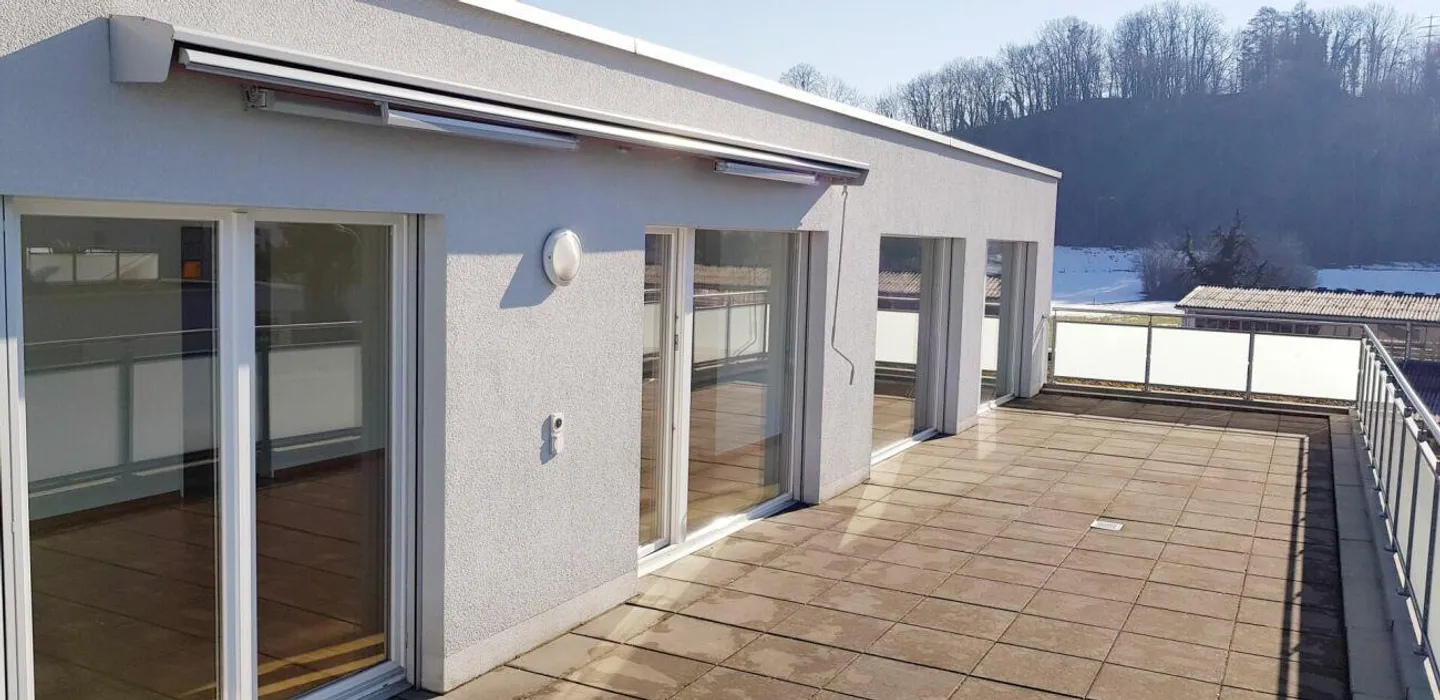 Welcome Home! - Huge Terrace, Open Kitchen, Private Laundry... - Photo 9 of 9