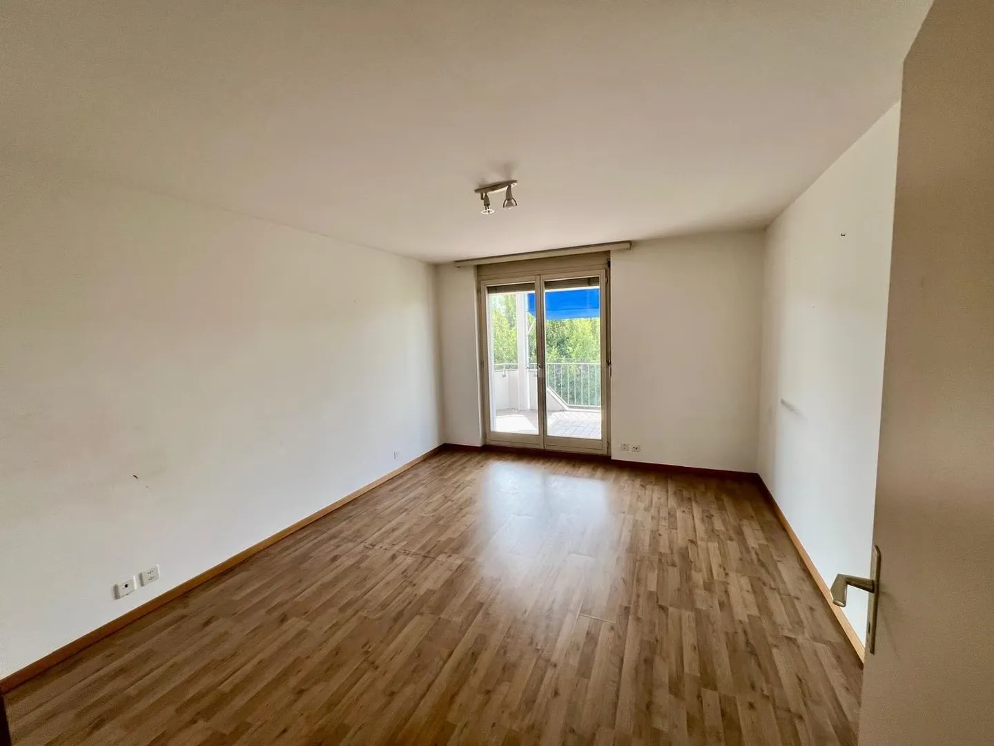 Spacious living on 110 m² with balcony - Photo 10 of 15