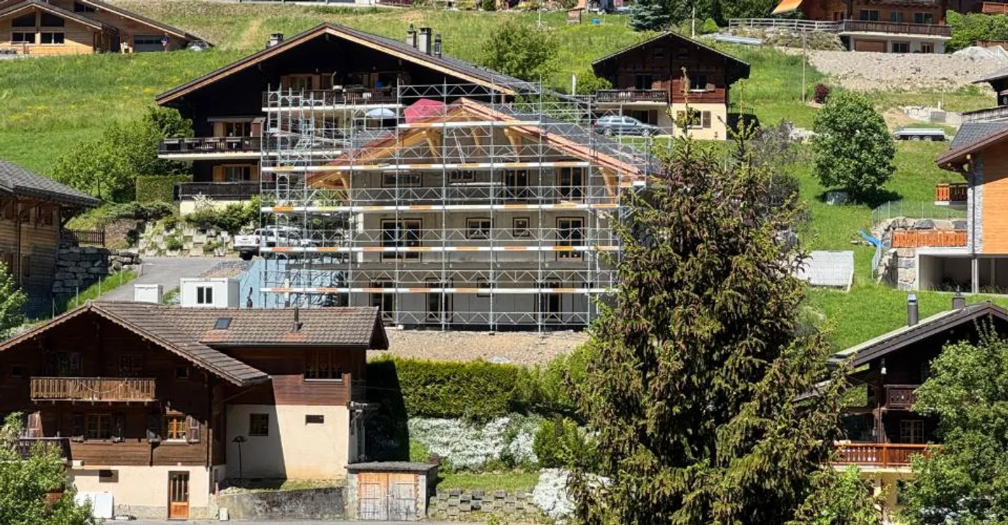 Magnificent 6.5-room apartment in a chalet in Val-d'Illiez - Photo 1 of 12