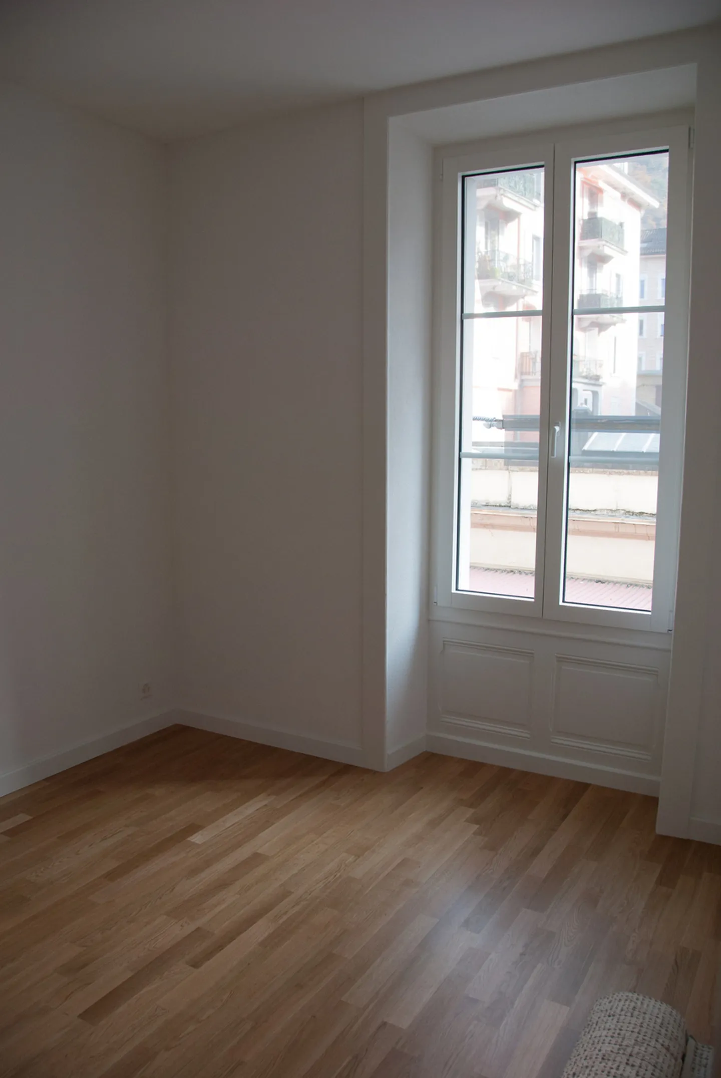 Église catholique 5 - 2,5 pièces au cœur de Montreux - Photo 2 sur 9