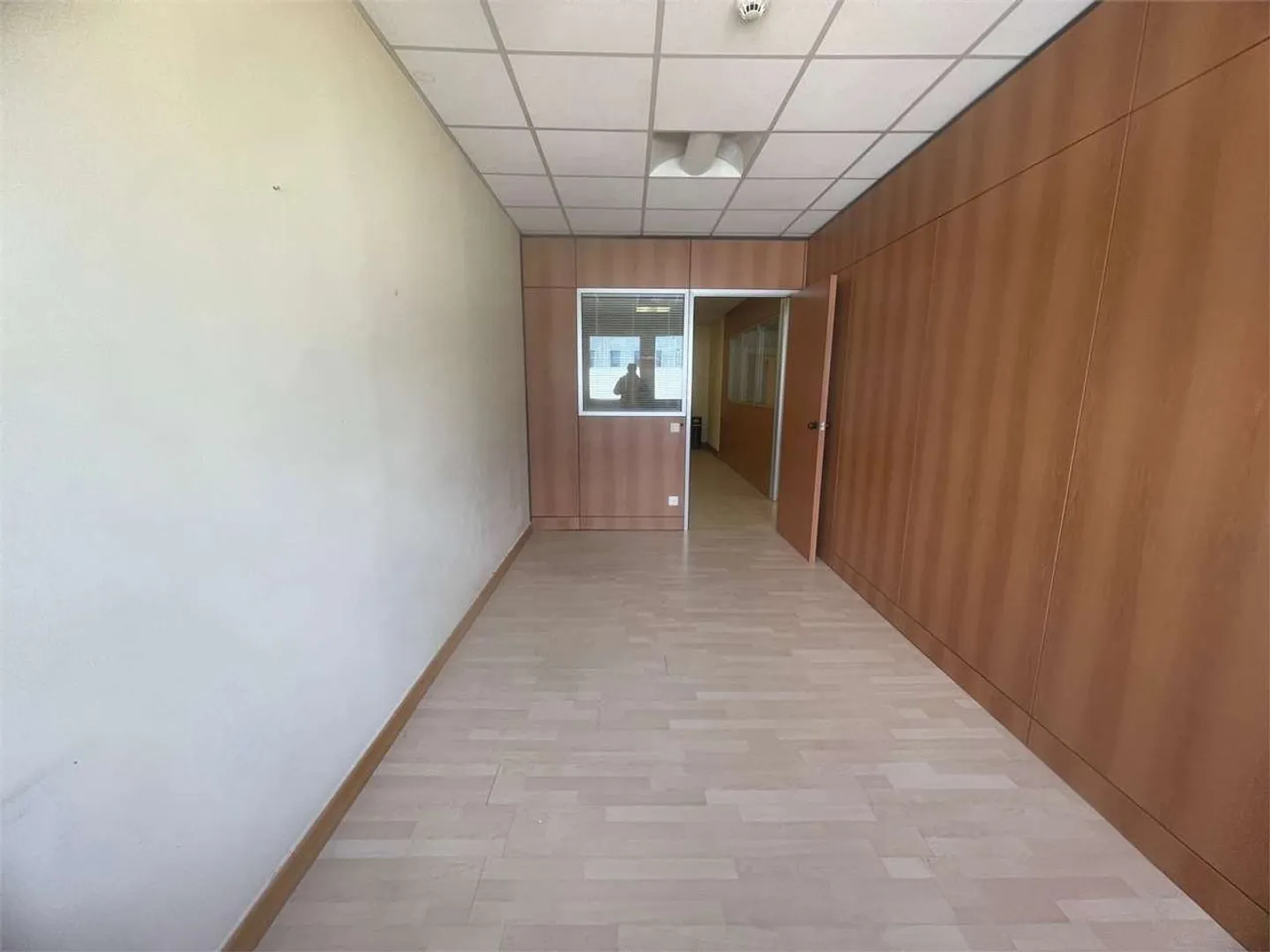 Ufficio o spazio commerciale in affitto - Manno - Foto 3 di 8