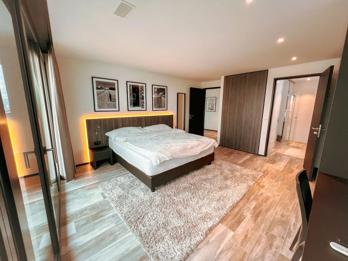 Au-dessus des toits de Dübendorf avec un cadeau de bienvenue - Photo 9 sur 18