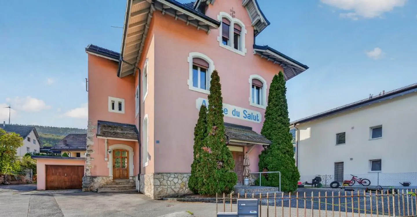 Ertragsgebäude – Investitionsmöglichkeit in Vallorbe - Foto 2 von 10