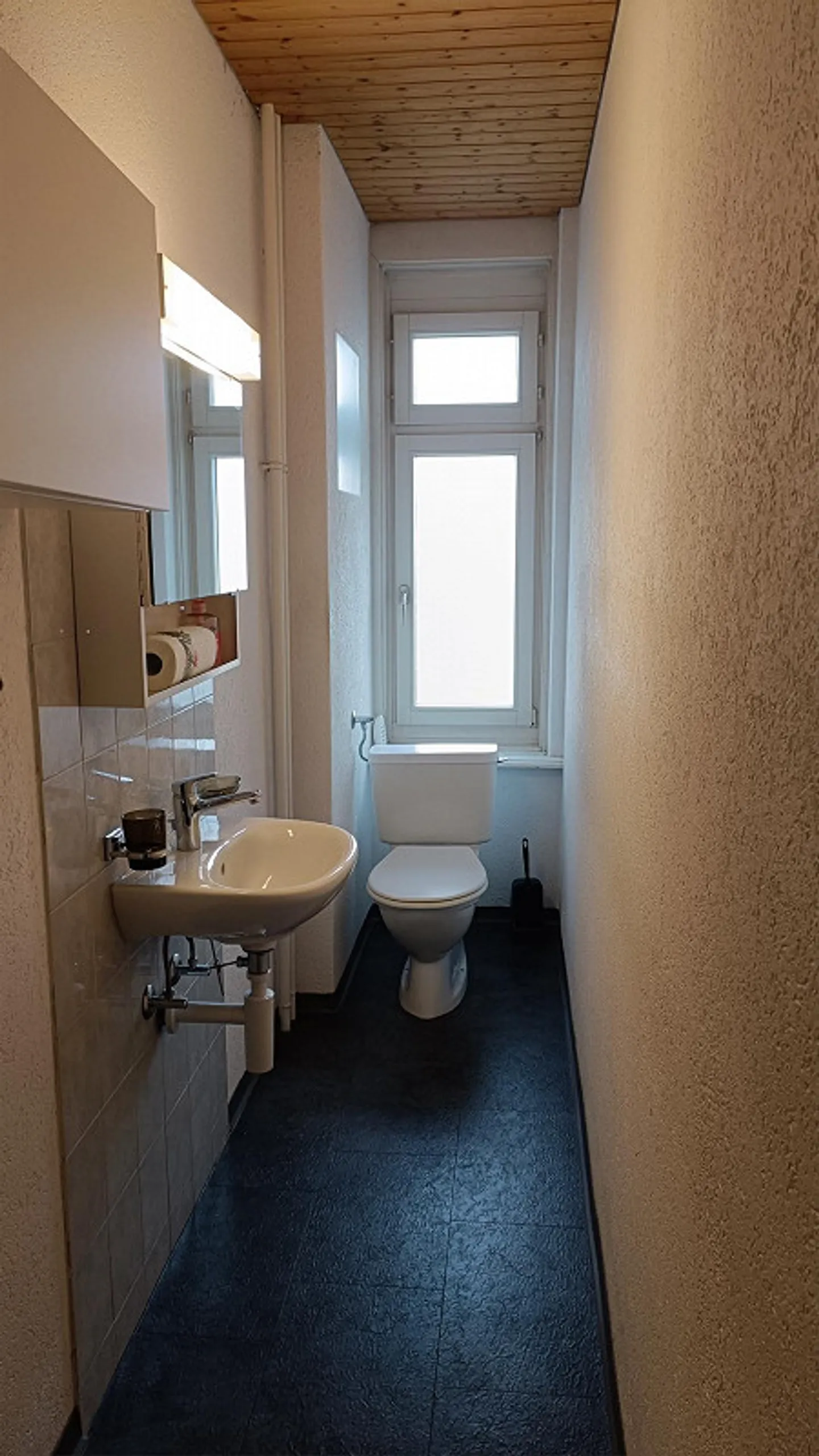 Appartamento centrale di 4,5 stanze con fascino e comfort! - Foto 3 di 4