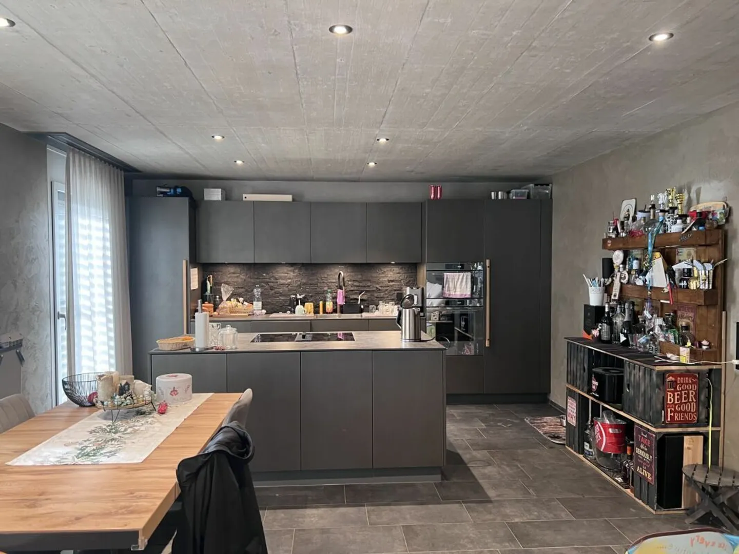 Apartment for rent - Photo 3 of 8