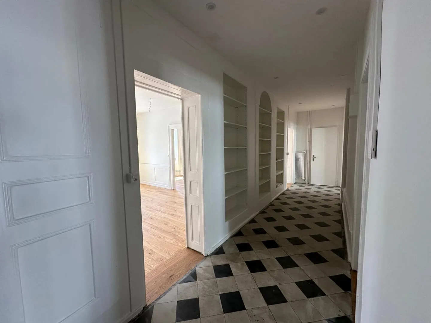 Bright 3.5-room apartment in La Chaux-de-Fonds - Photo 6 of 11