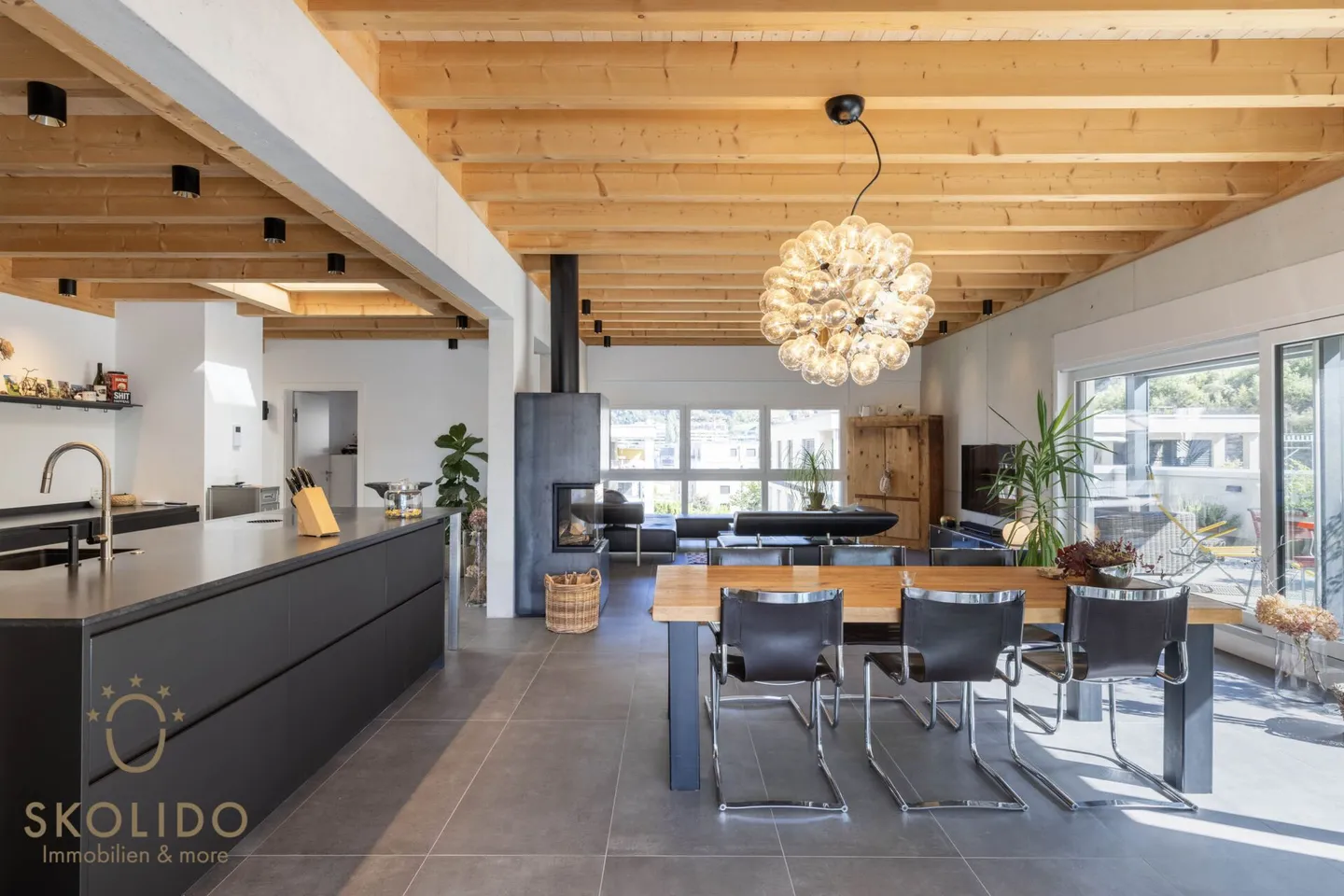 Exclusive 6-room penthouse apartment in Visp - Mondpark development - Photo 5 of 46