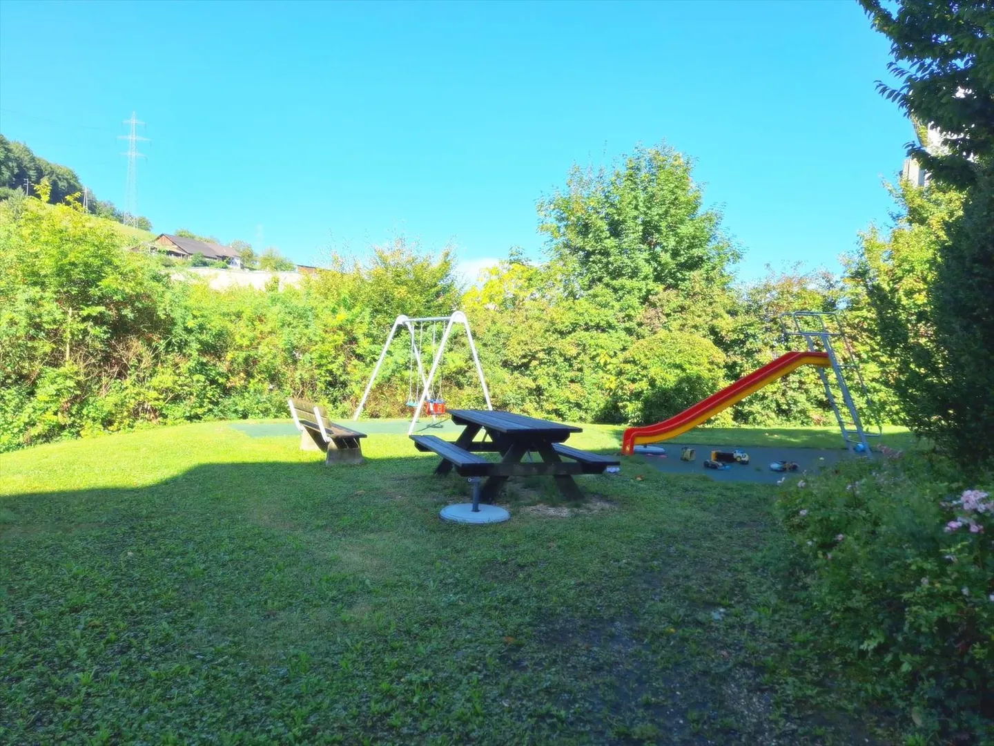 Beau logement avec vue sur le vert - Photo 2 sur 12