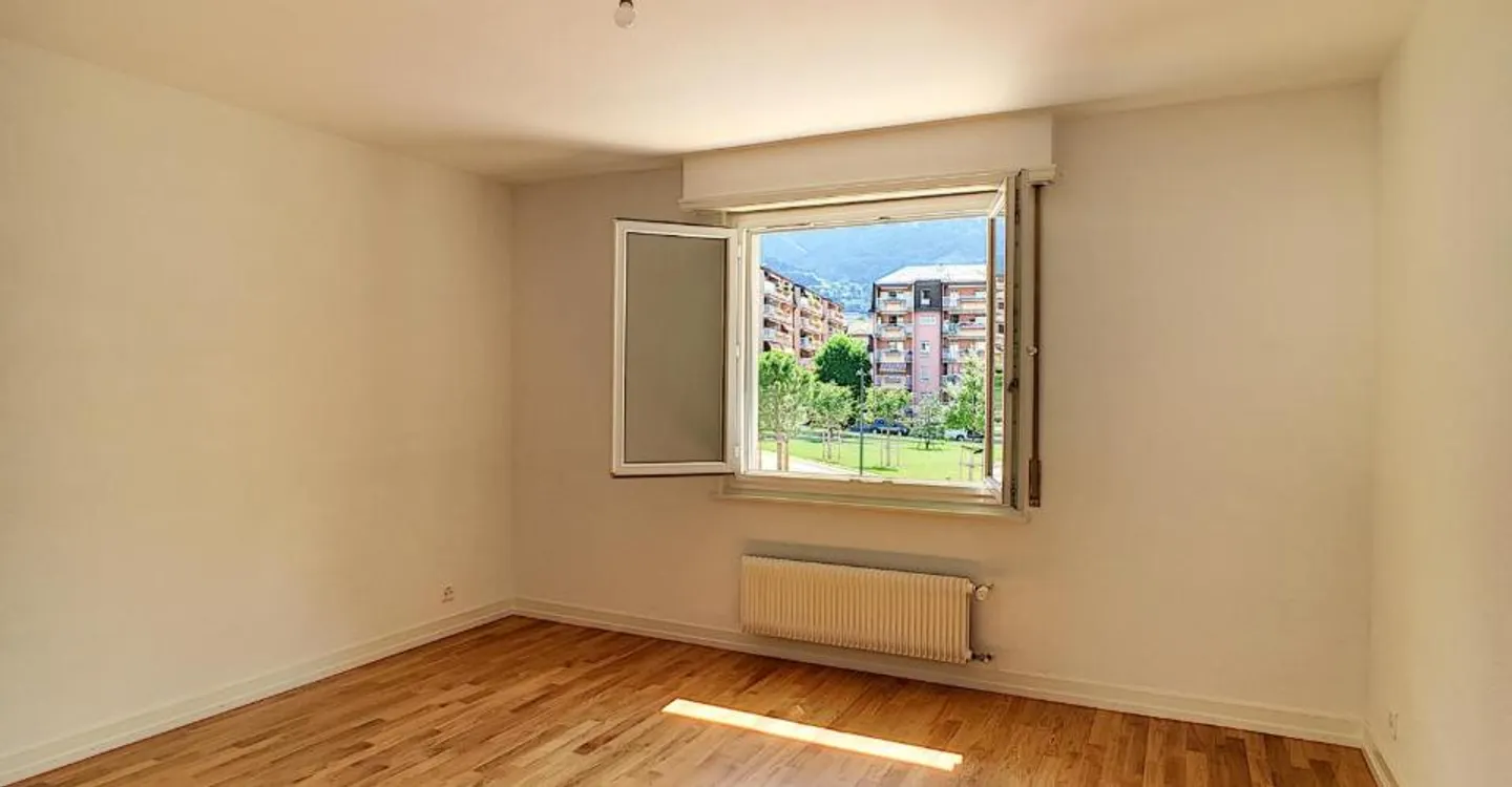 Schöne renovierte 3-Zimmer-Wohnung im 1. Stock - Foto 2 von 5