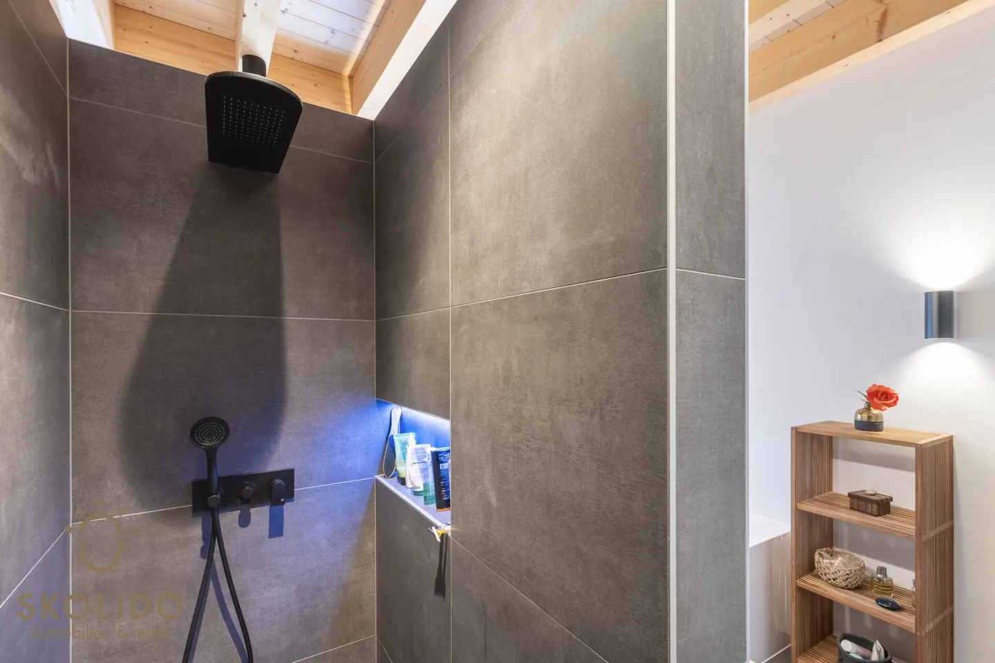 Exclusive 6-room penthouse apartment in Visp - Mondpark development - Photo 16 of 46