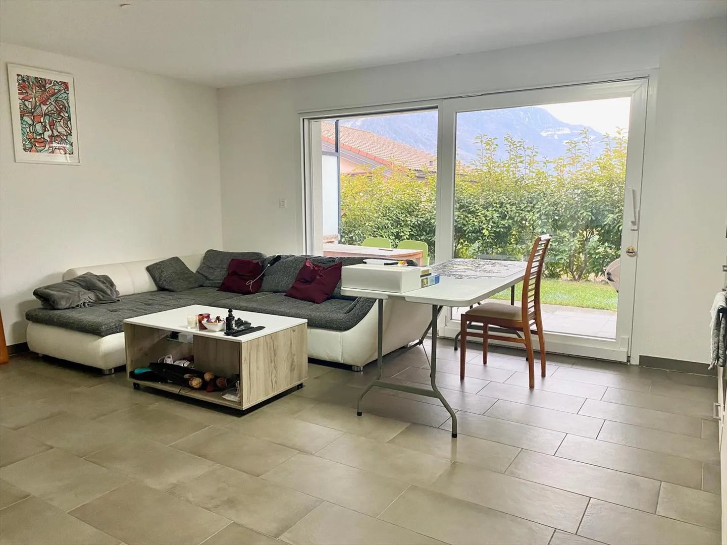 2.5 Room Apartment - Photo 2 of 9