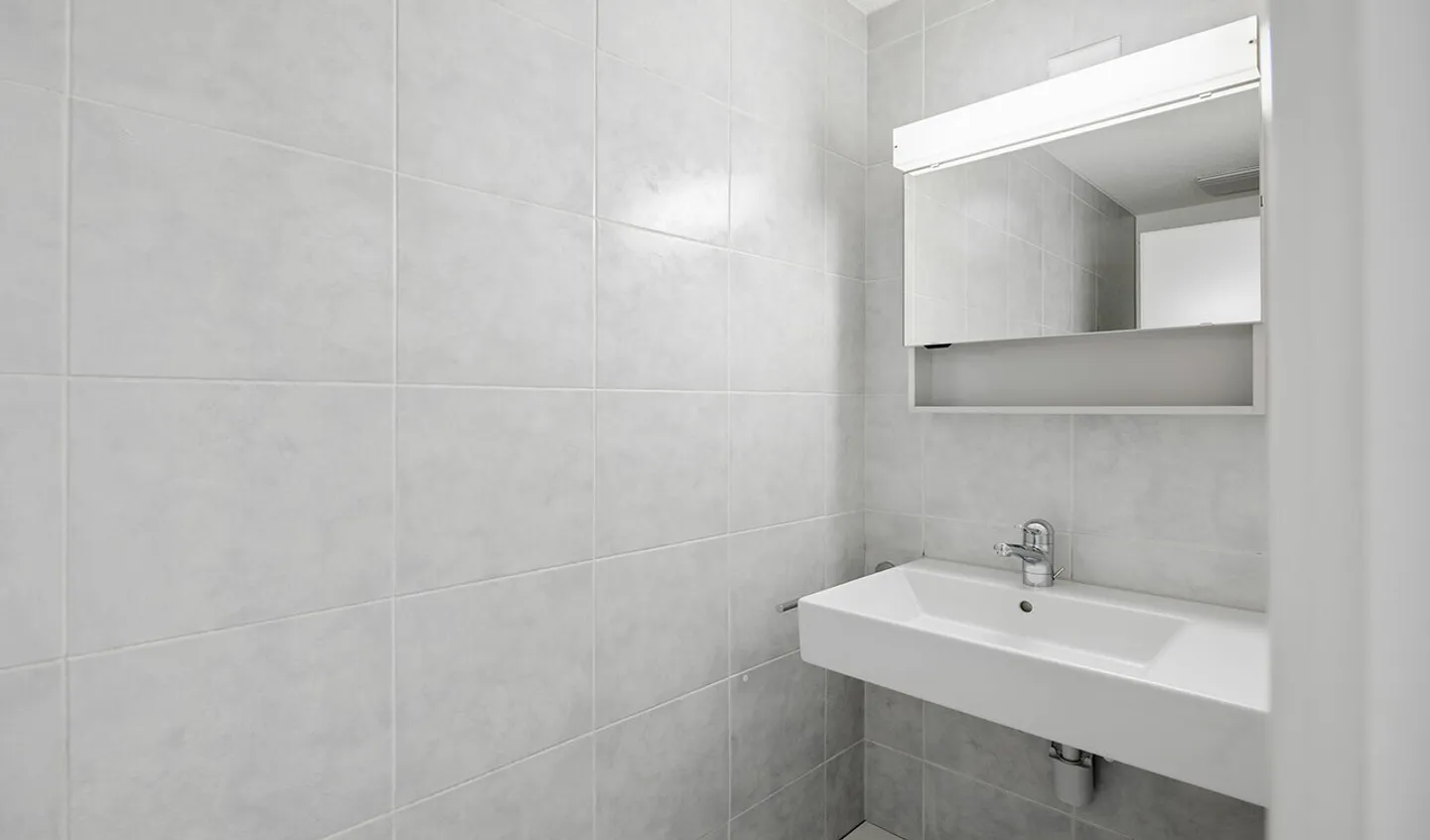 Cet appartement de 3½ pièces impressionne par sa générosité - Photo 14 sur 15