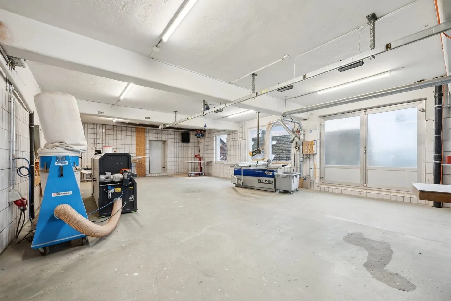 Vermietete Wohn- und Geschäftsliegenschaft an zentraler Lage - Foto 3 von 10