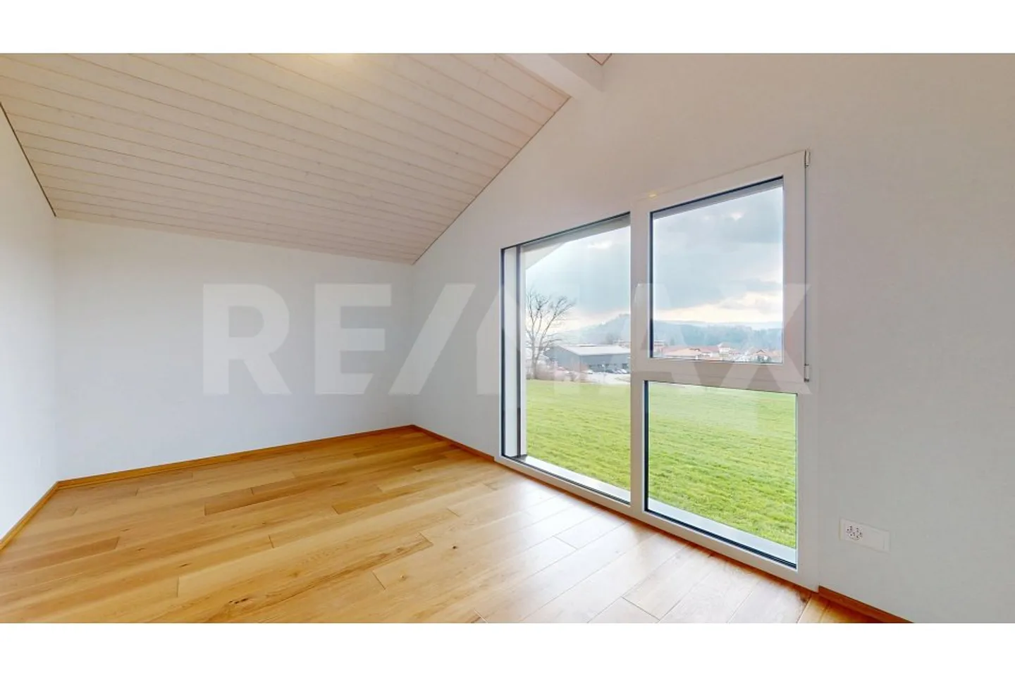 Doppelhaushälfte 5.5 Zimmer - Foto 6 von 7