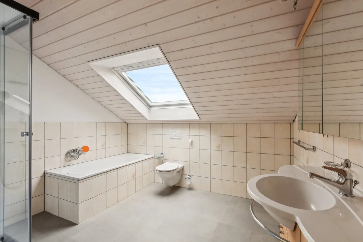 Vermietete Wohn- und Geschäftsliegenschaft an zentraler Lage - Foto 6 von 10