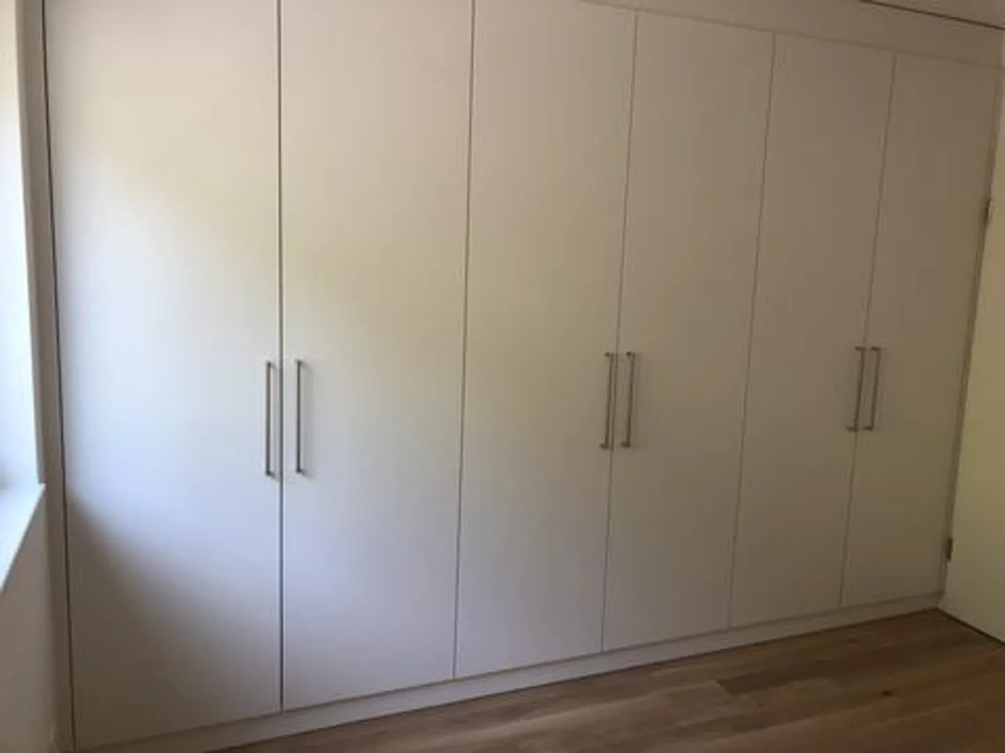 Spacious 4 1/2 Room Apartment with Veranda (Winter Garden) - Photo 6 of 26