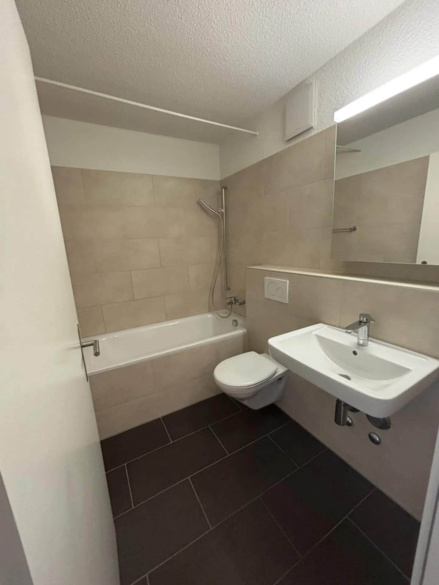 4.5 Room Apartment - Photo 6 of 12