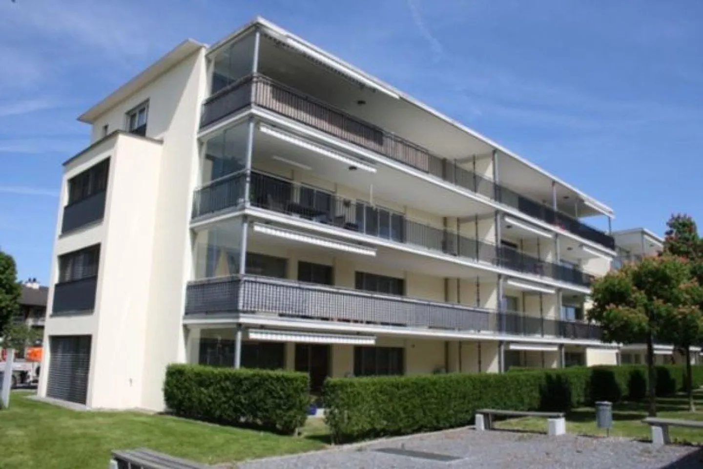 Grosszügige Wohnung mit Balkon - Foto 1 von 10