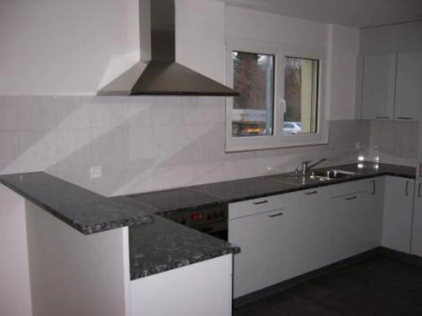 Grosszügige Wohnung mit Balkon - Foto 4 von 10