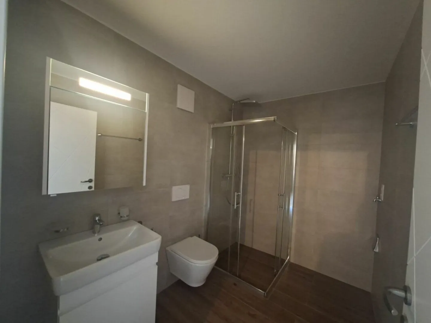 Appartamento moderno 2.5 locali - Foto 5 di 9