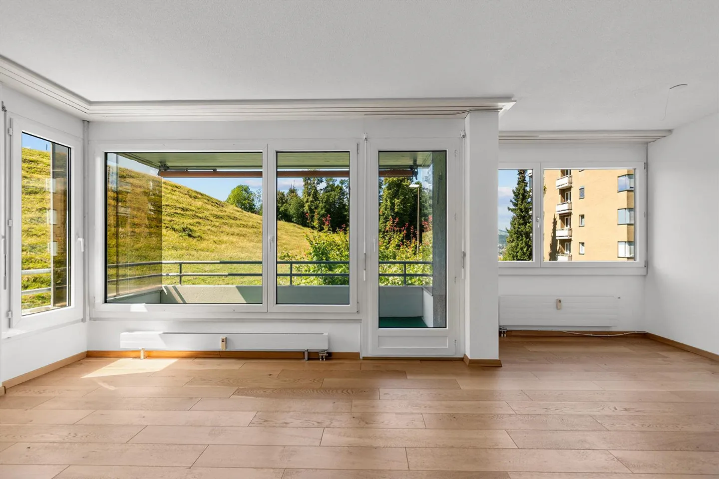 Gepflegte 2.5-Zimmer-Wohnung mit Balkon an naturnaher Lage in Luzern - Foto 4 di 13