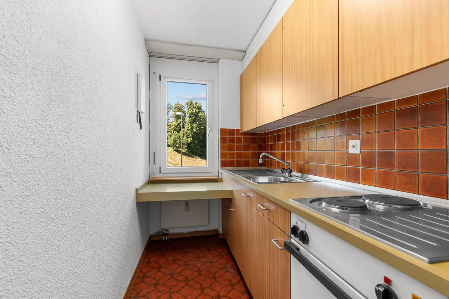 Gepflegte 2.5-Zimmer-Wohnung mit Balkon an naturnaher Lage in Luzern - Foto 5 di 13