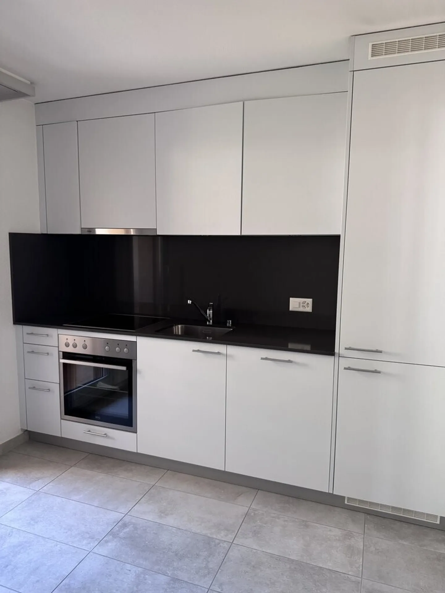 For rent: lovely apartment in Minusio - Photo 2 of 9