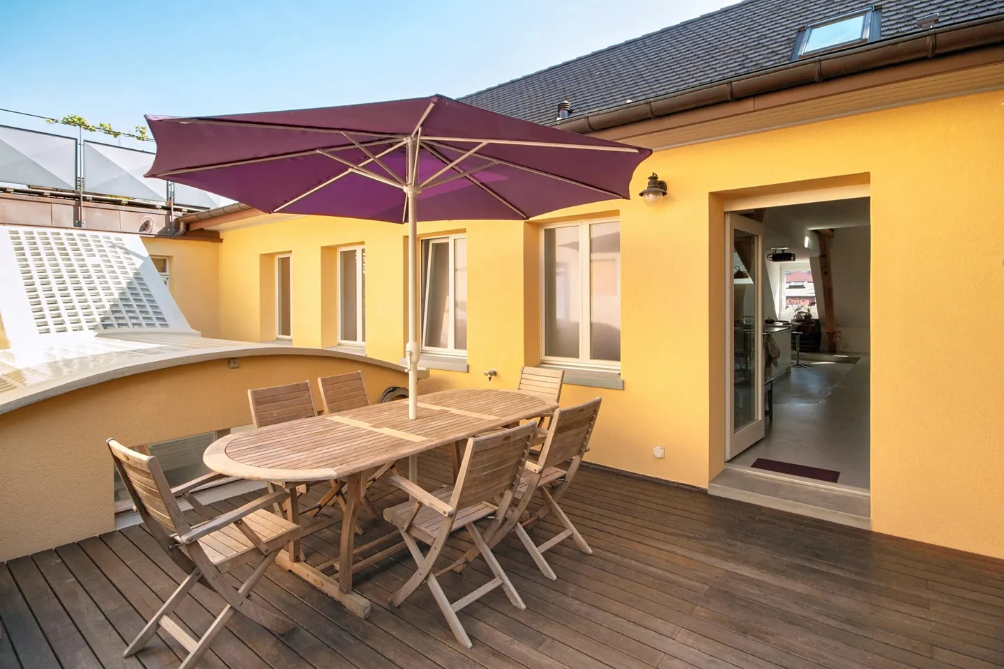 Just steps from the lake, superb 4.5-room duplex with terrace - Photo 1 of 9