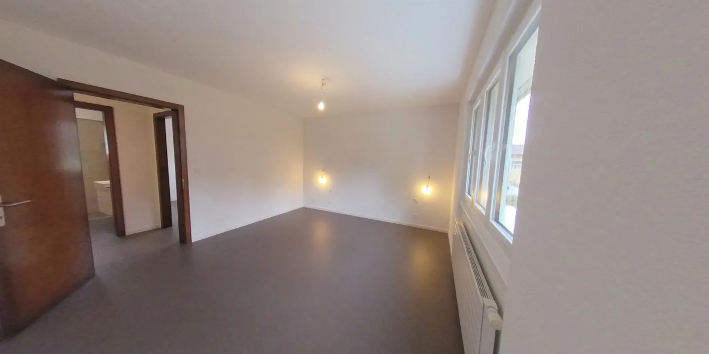 Charmant et lumineux 4.5p au rez d'une maison avec jardin - Photo 4 sur 10