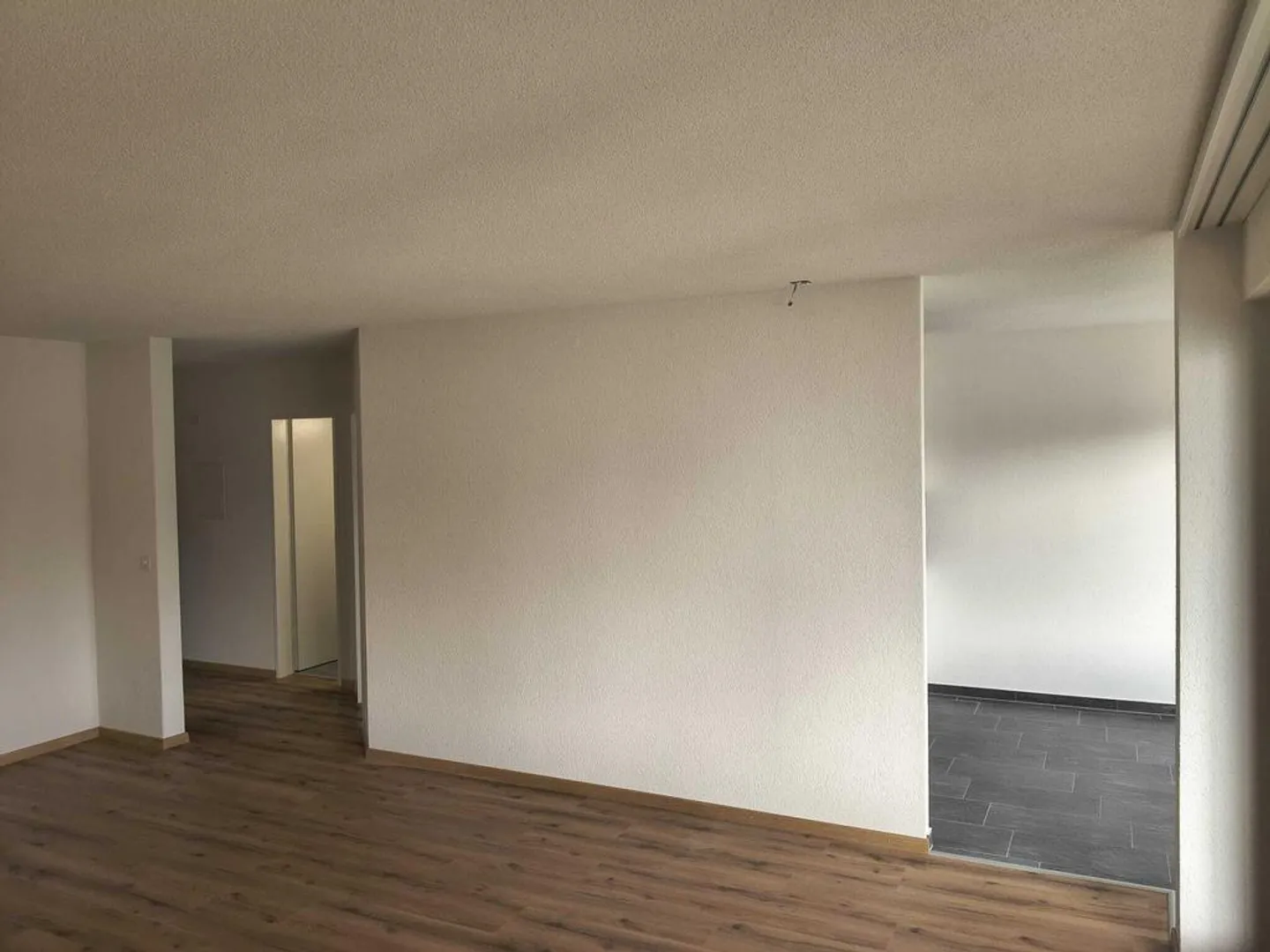 Helle 3.5-Zimmer-Wohnung - Foto 2 von 9