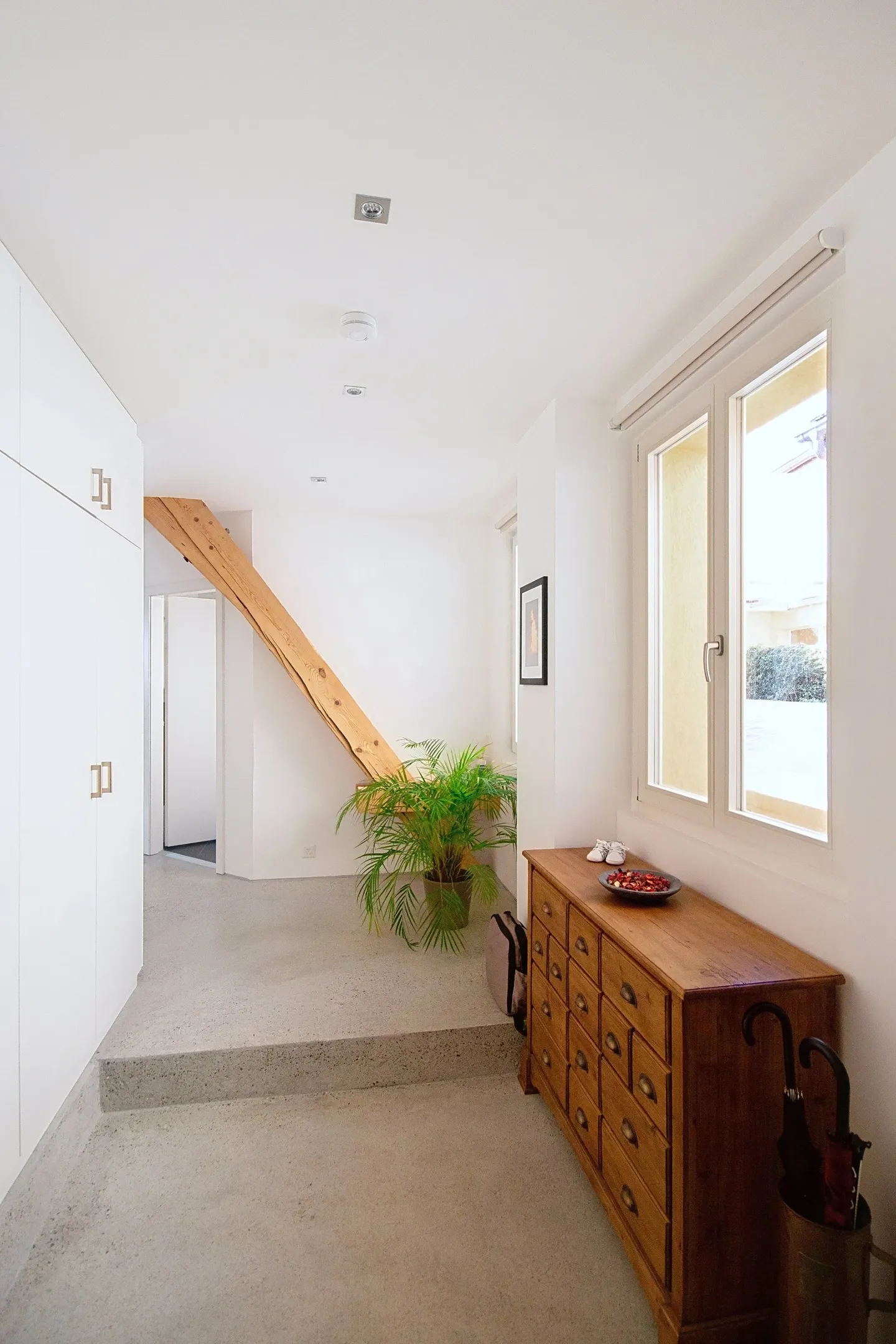 Just steps from the lake, superb 4.5-room duplex with terrace - Photo 8 of 9