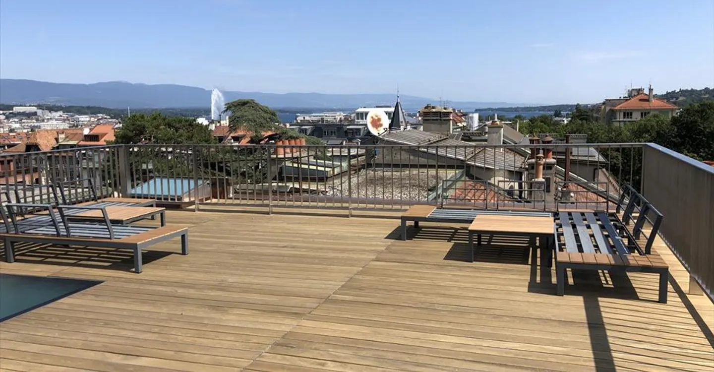 Attico fiorente - Foto 1 di 19