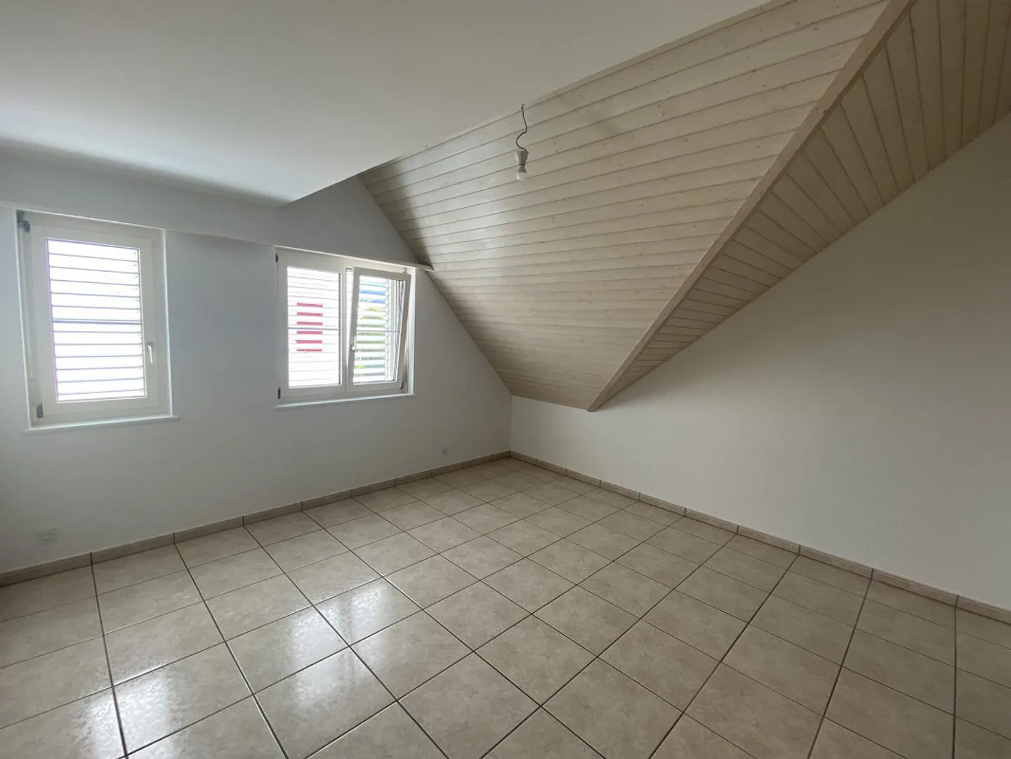 1-room studio for rent - Photo 3 of 10