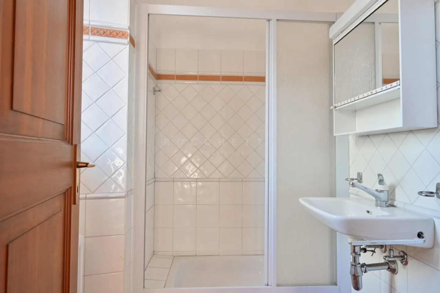 Historisches Haus im Kern mit privatem Platz und Garage - Foto 9 von 15