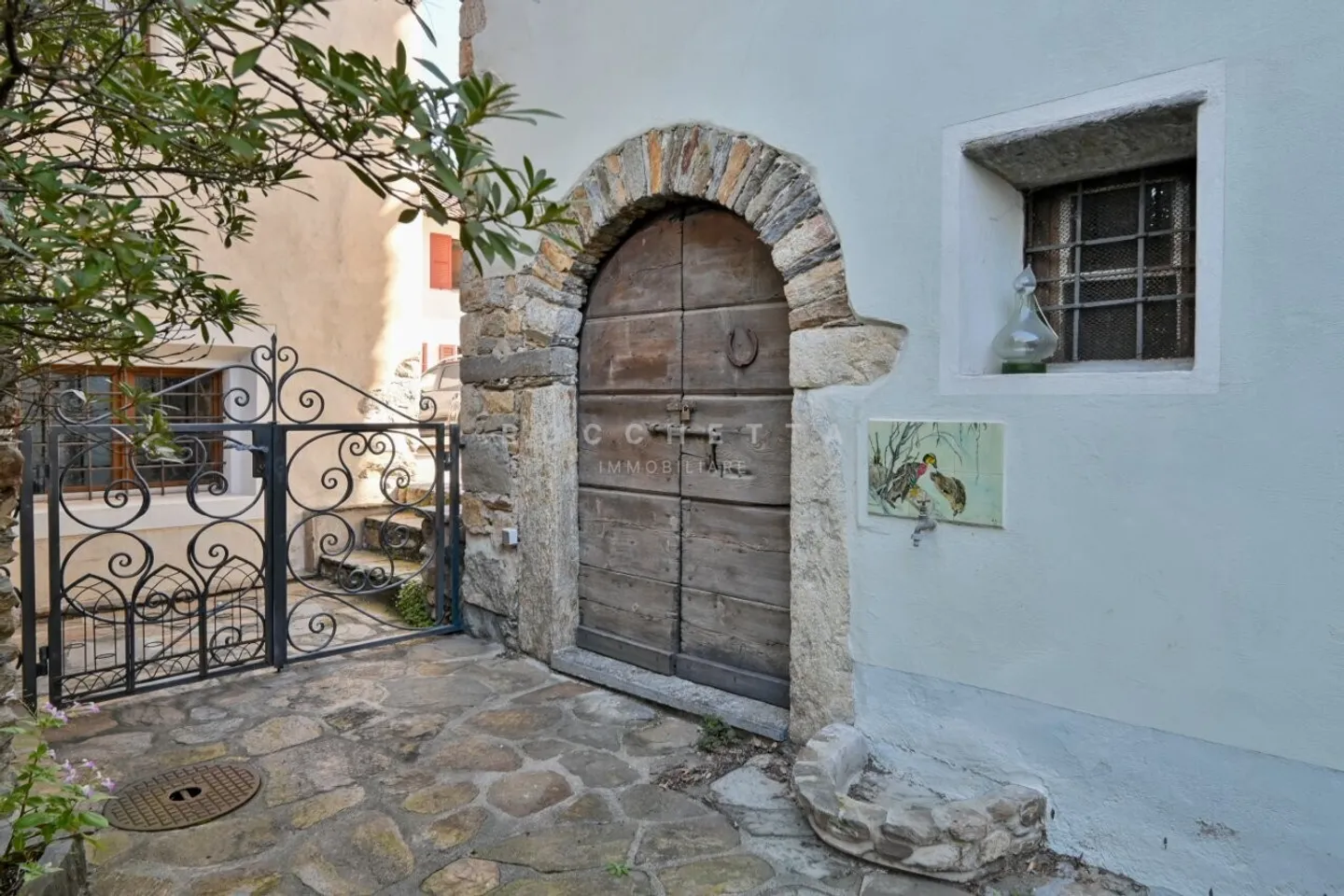 Historisches Haus im Kern mit privatem Platz und Garage - Foto 14 von 15