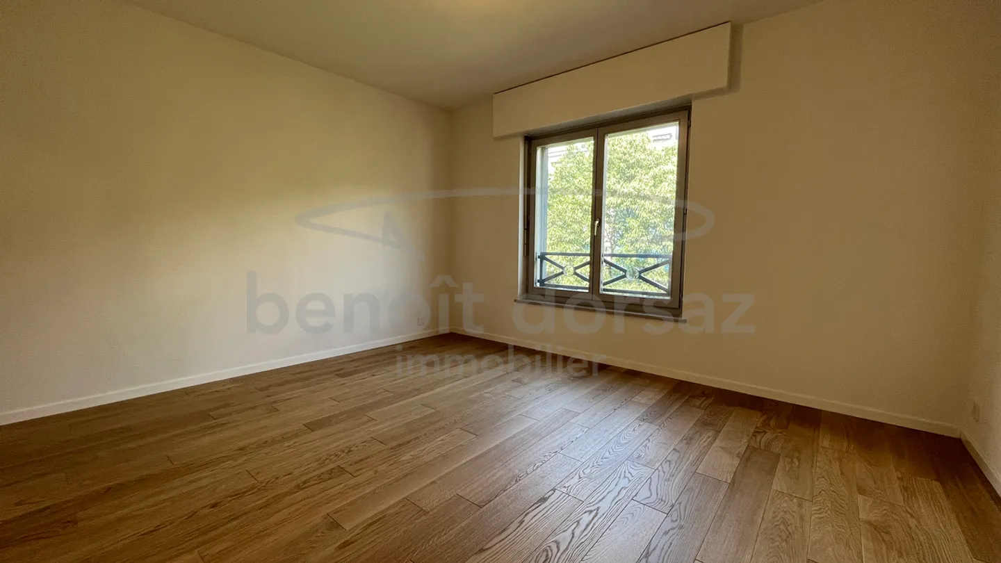 Büro Nähe Sion - Foto 3 von 8