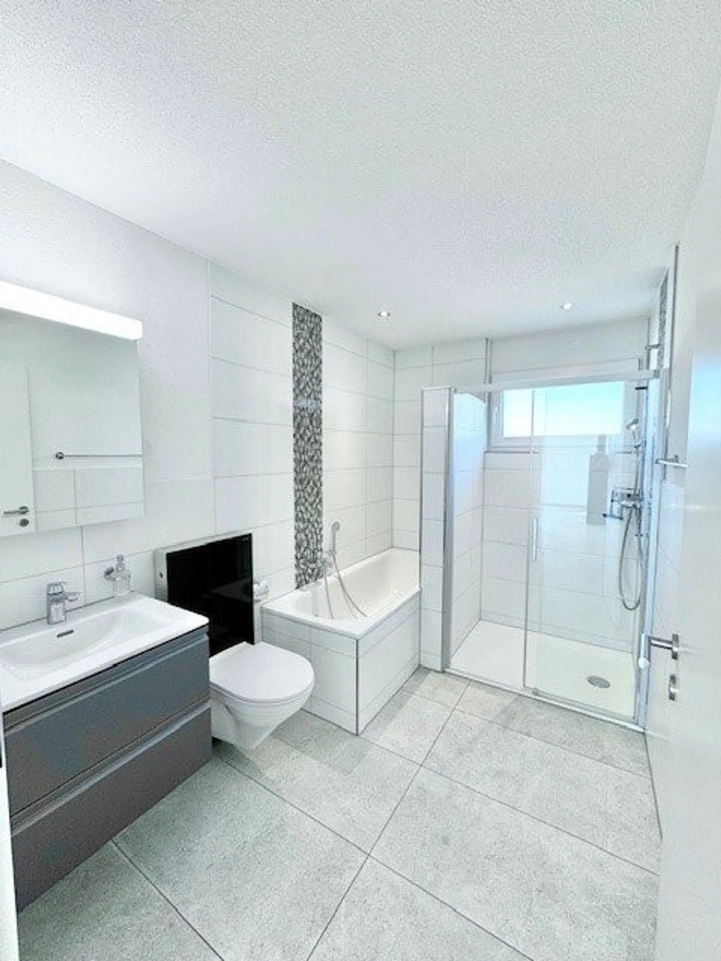 Moderne Wohlfühloase mit Aussicht - Foto 6 von 10
