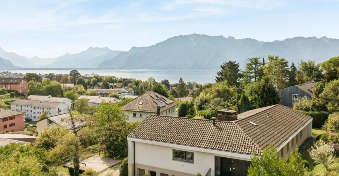 Architektenvilla mit Seeblick - Foto 3 von 11