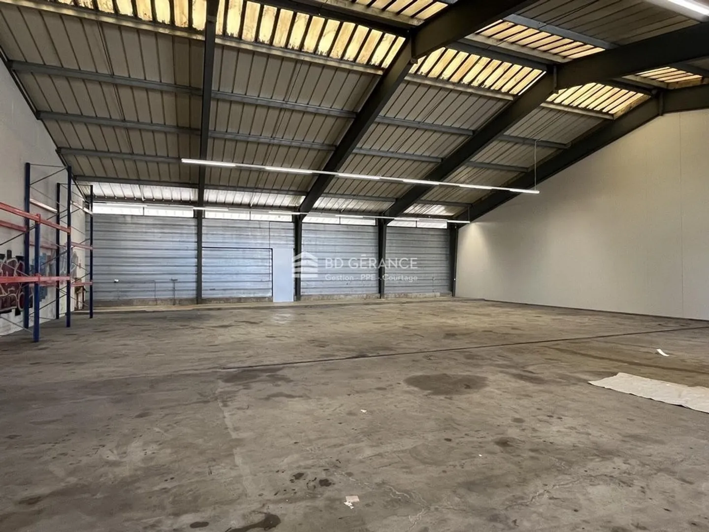 CORCELLES-PRES-PAYERNE (VD) - Superficie industriale in affitto - Foto 4 di 4