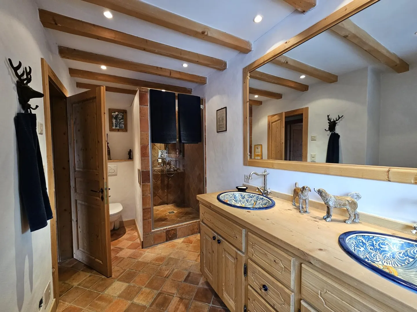 Chalet with 11 rooms - Photo 7 of 13