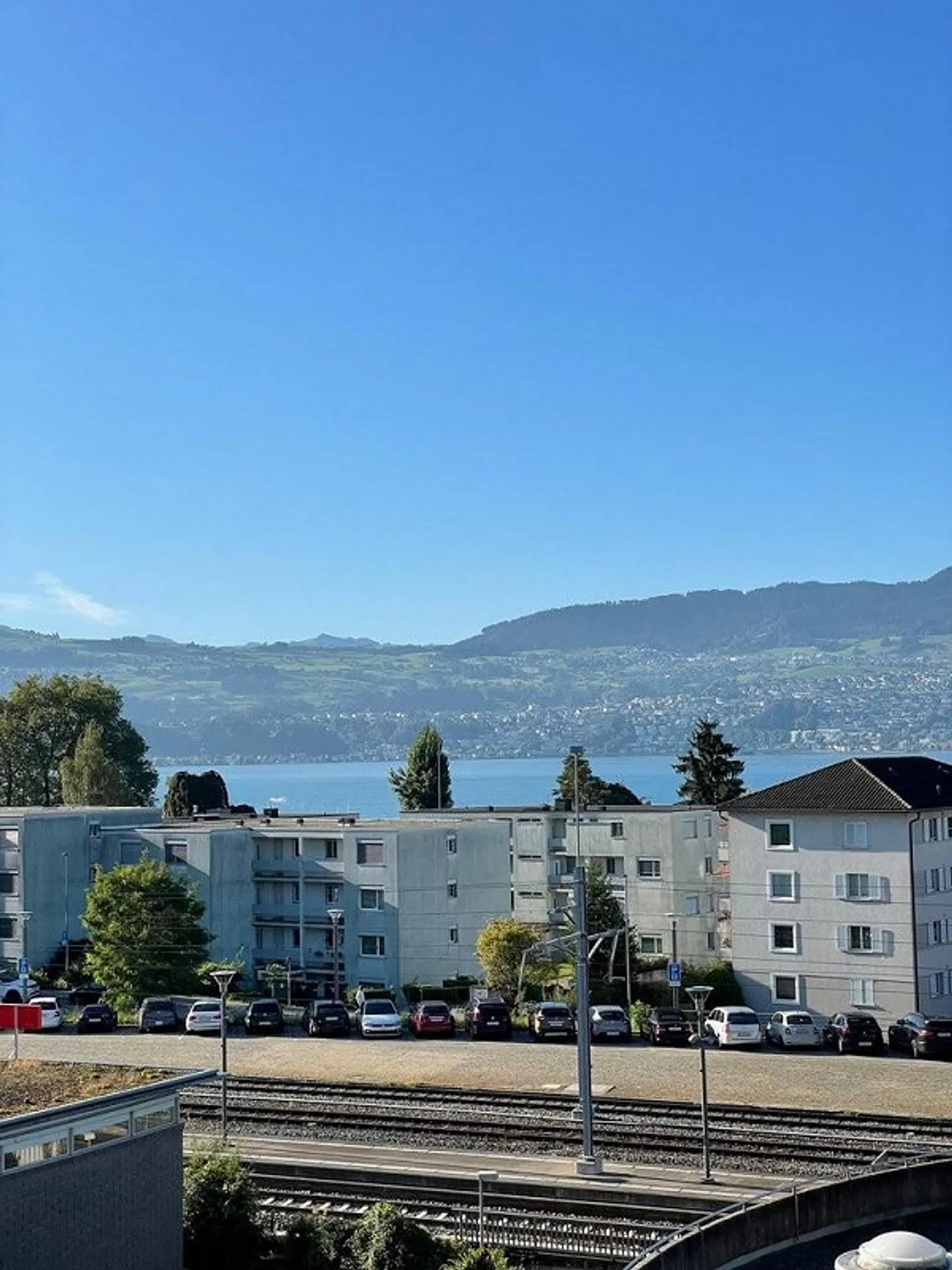 Penthouse avec vue sur le lac - Vivre à faible imposition dans le centre Goethe - Photo 1 sur 8