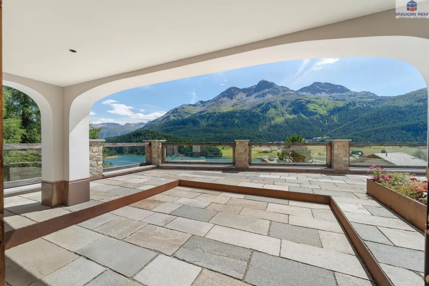 Chic alpino di lusso con vista lago - Appartamento di 5,5 stanze su tre piani - Foto 2 di 5