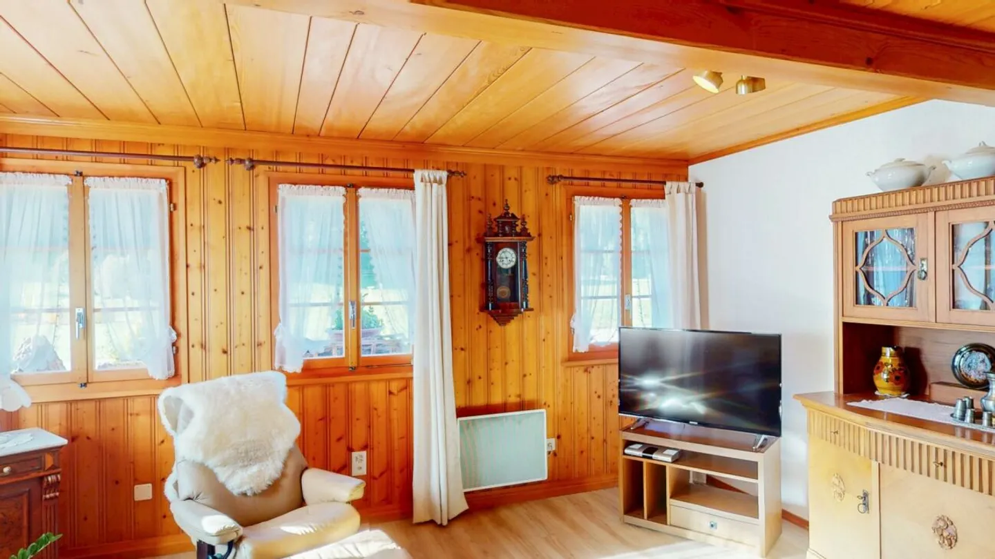 Idyllic farmhouse in a quiet location with two apartments and a tiny house - Photo 3 of 12