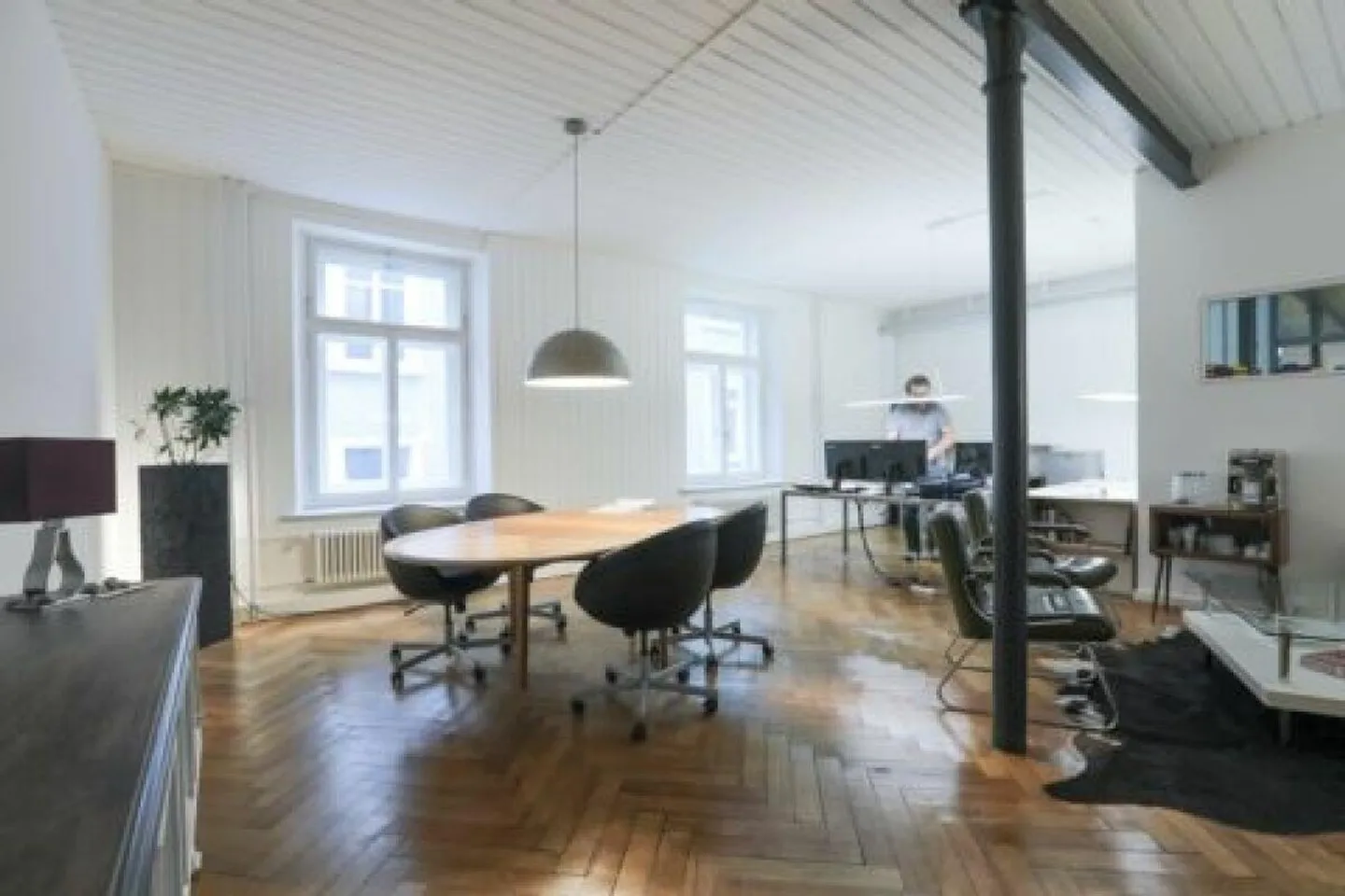 Attraktive Büroräume bis 200 m2 zu vermieten - Foto 6 von 7